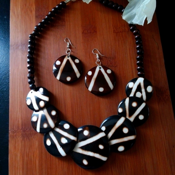 2PC Beautiful African Batik Print Necklace Set - Picture 4 of 5